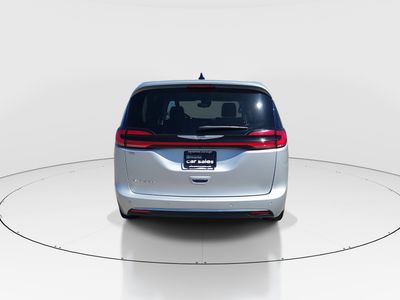 2023 Chrysler Pacifica - Photo 6