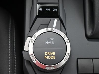 2025 Toyota Tacoma i-FORCE MAX TRD Sport i-FORCE MAX Truck Double Cab — photo 11 view