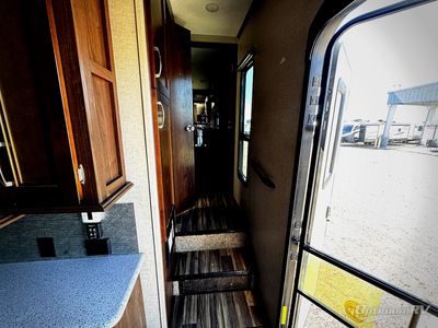 2017 Keystone Montana High Country — photo 10 view