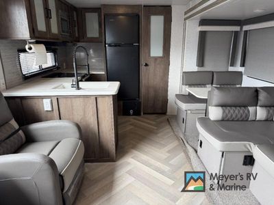 2022 Forest River RV Salem - Photo 6