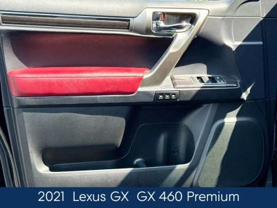 2021 Lexus GX - Photo 17