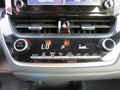 2020 Toyota COROLLA - Photo 24