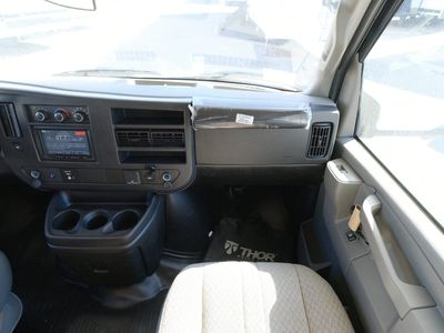 2026 Thor Motor Coach Pasadena SE — photo 10 view