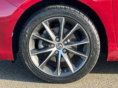 2015 Toyota Camry - Photo 31