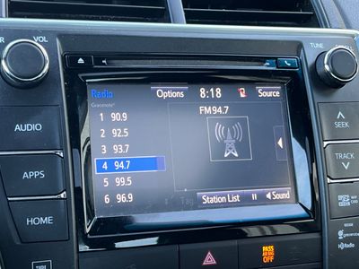 2015 Toyota Camry - Photo 19