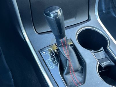 2015 Toyota Camry - Photo 23