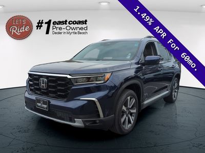2024 Honda Pilot — front three-quarter view