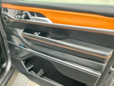 2024 Jeep Grand Wagoneer L — photo 21 view