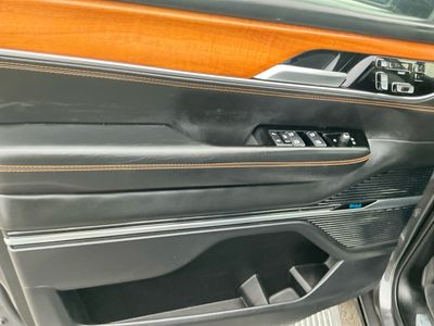 2024 Jeep Grand Wagoneer L — photo 15 view