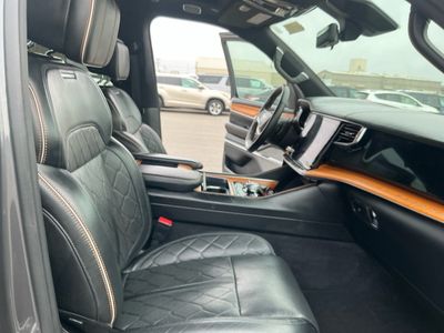 2024 Jeep Grand Wagoneer L — photo 20 view