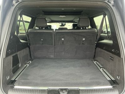 2024 Jeep Grand Wagoneer L — photo 18 view