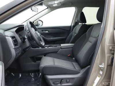 2025 Nissan Rogue - Photo 19