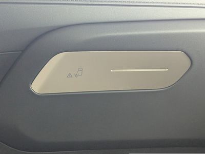 2027 Kia Telluride - Photo 22