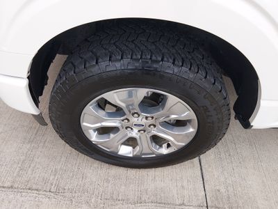 2023 Ford F-150 — photo 10 view