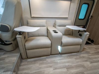 2026 Thor Motor Coach Vegas — photo 9 view
