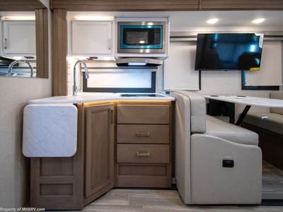 2026 Thor Motor Coach Vegas — photo 15 view