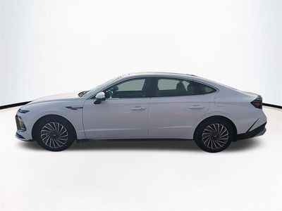 2026 Hyundai SONATA HYBRID — photo 8 view
