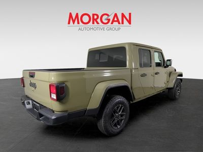 2026 Jeep Gladiator — detail view