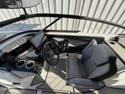2026 Yamaha 255 XE - Photo 17