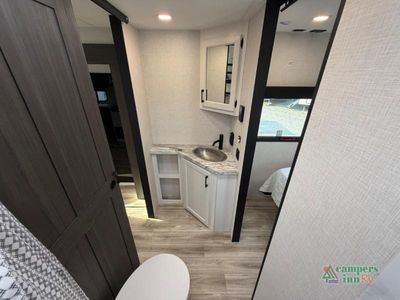 2026 Venture RV Campbound Platinum — photo 35 view