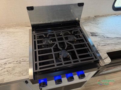 2026 Venture RV Campbound Platinum — photo 21 view