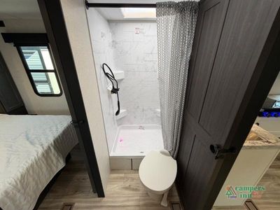 2026 Venture RV Campbound Platinum — photo 34 view