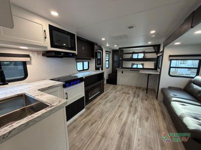 2026 Venture RV Campbound Platinum — photo 9 view