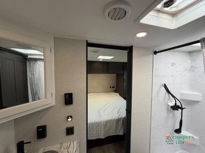 2026 Venture RV Campbound Platinum — photo 32 view