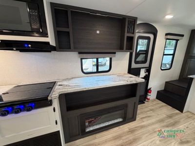 2026 Venture RV Campbound Platinum — photo 22 view