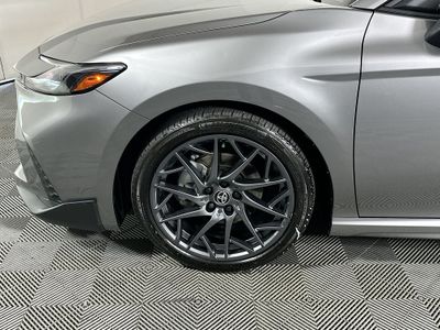 2025 Toyota Camry - Photo 11