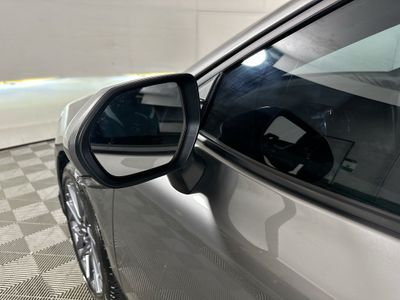 2025 Toyota Camry - Photo 10