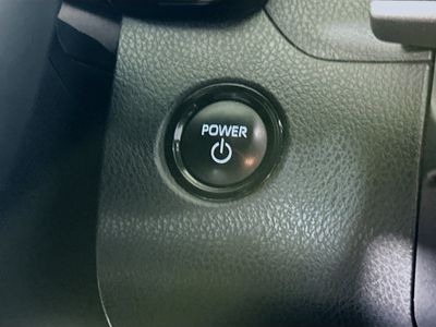 2025 Toyota Camry - Photo 20