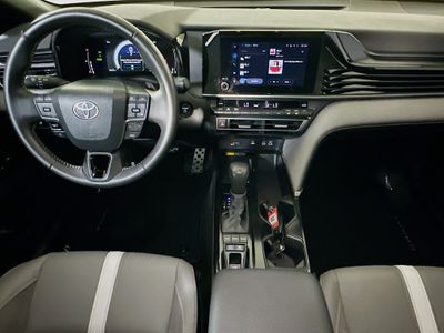 2025 Toyota Camry - Photo 27