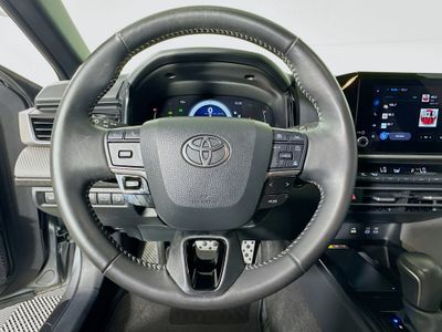 2025 Toyota Camry - Photo 15