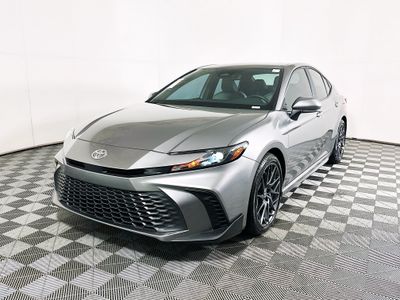 2025 Toyota Camry - Photo 7