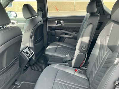 2026 Kia Sorento — photo 17 view
