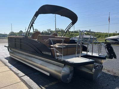 2026 Harris CRUISER 230 SLDH — interior view