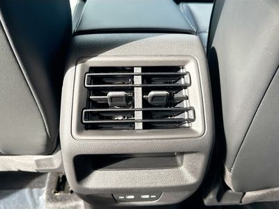 2026 Volkswagen Tiguan — photo 20 view