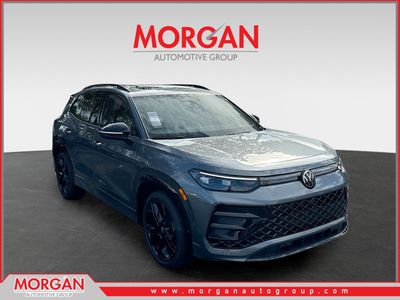 2026 Volkswagen Tiguan SE R-Line Black in Platinum — front three-quarter view