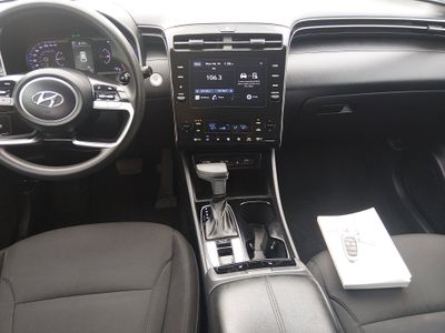 2024 Hyundai Tucson — photo 17 view