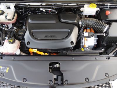 2024 Chrysler Pacifica — photo 9 view