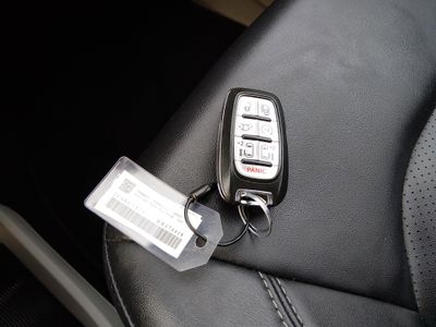 2024 Chrysler Pacifica — photo 15 view