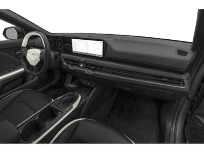 2026 Kia K4 — photo 12 view