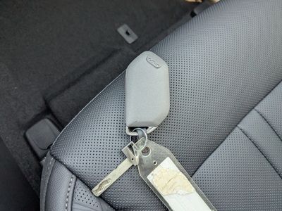 2026 Kia Sorento Hybrid - Photo 36