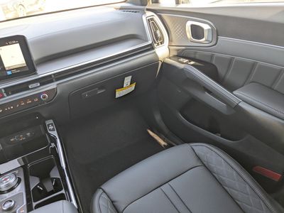 2026 Kia Sorento Hybrid - Photo 21