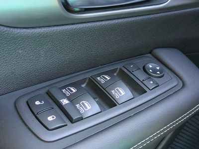 2026 Chrysler Pacifica — photo 26 view
