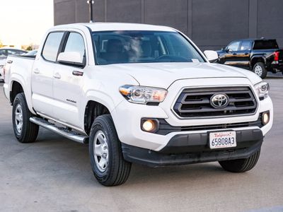 2020 Toyota Tacoma - Photo 2
