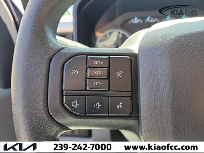 2025 Ford Super Duty F-250 SRW — photo 25 view