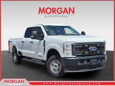 2025 Ford Super Duty F-250 SRW XL in Oxford White — front three-quarter view