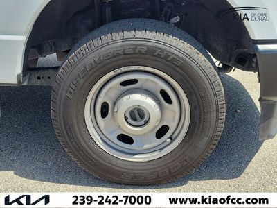 2025 Ford Super Duty F-250 SRW — photo 7 view